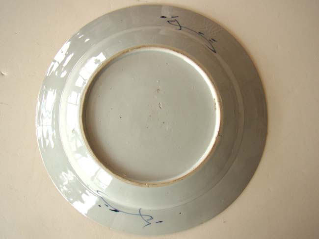 A rare large 11" Chinese Export Porcelain dinner plate circa 1750 — image 2